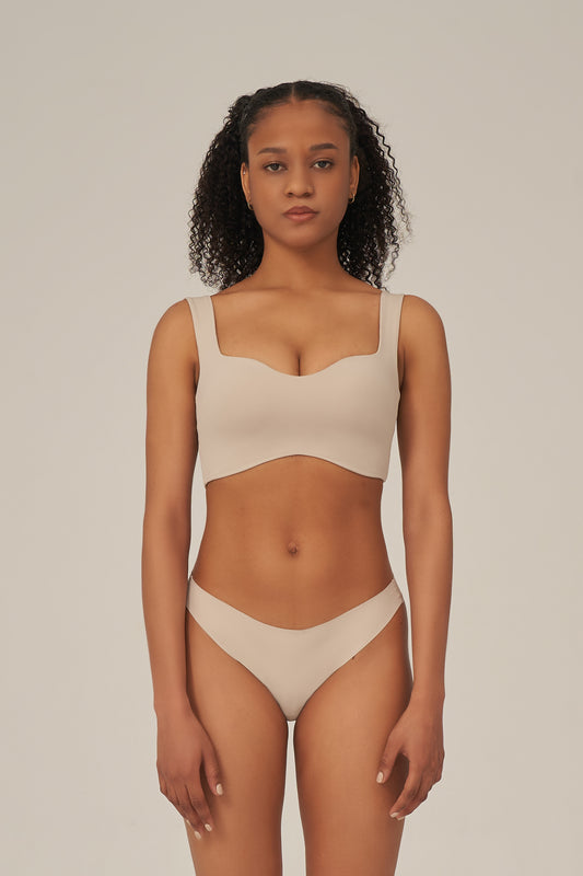 ESSENTIAL HEART SHAPE BRA TOP